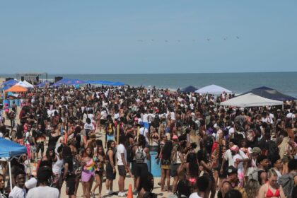 Orange Crush festival returns to Tybee Island as police brace for 50,000 partiers after teen takeover, gunfire