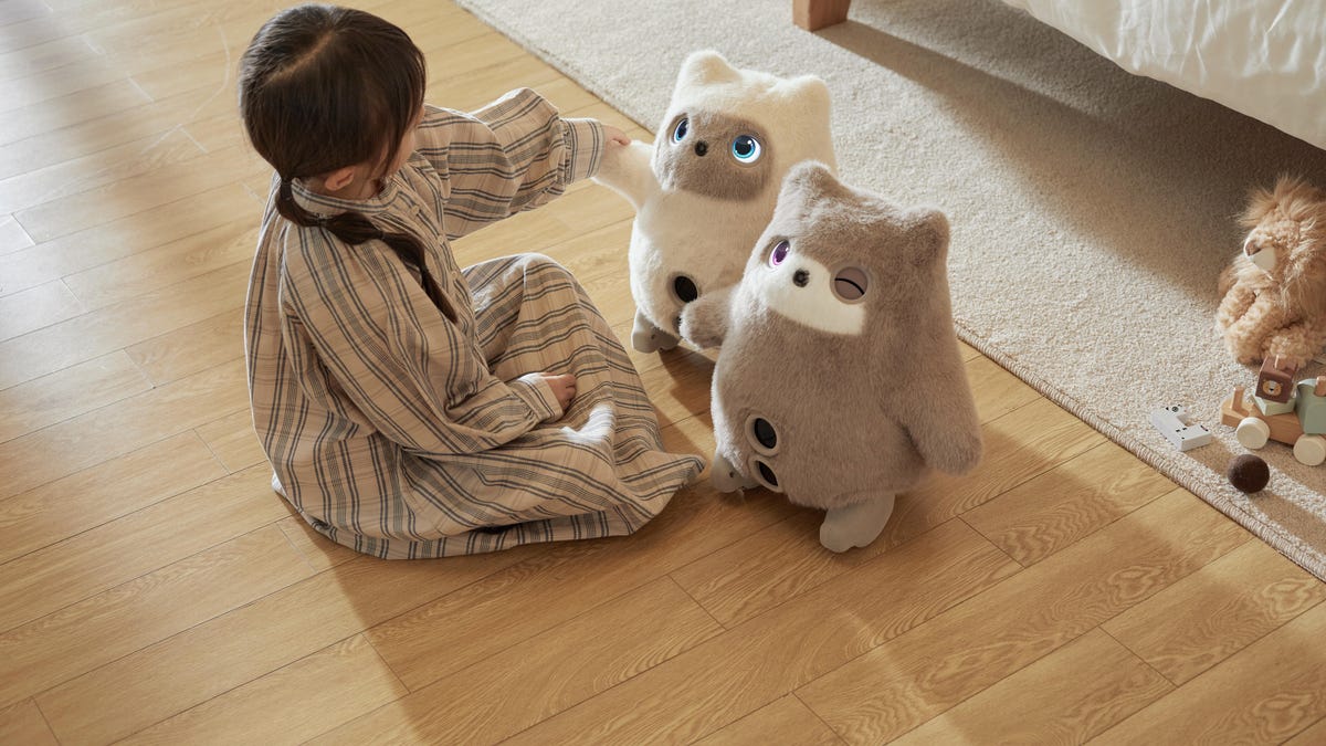 SwitchBot’s New AI Pets Respond to Your Behavior, Won’t Pee on the Carpet