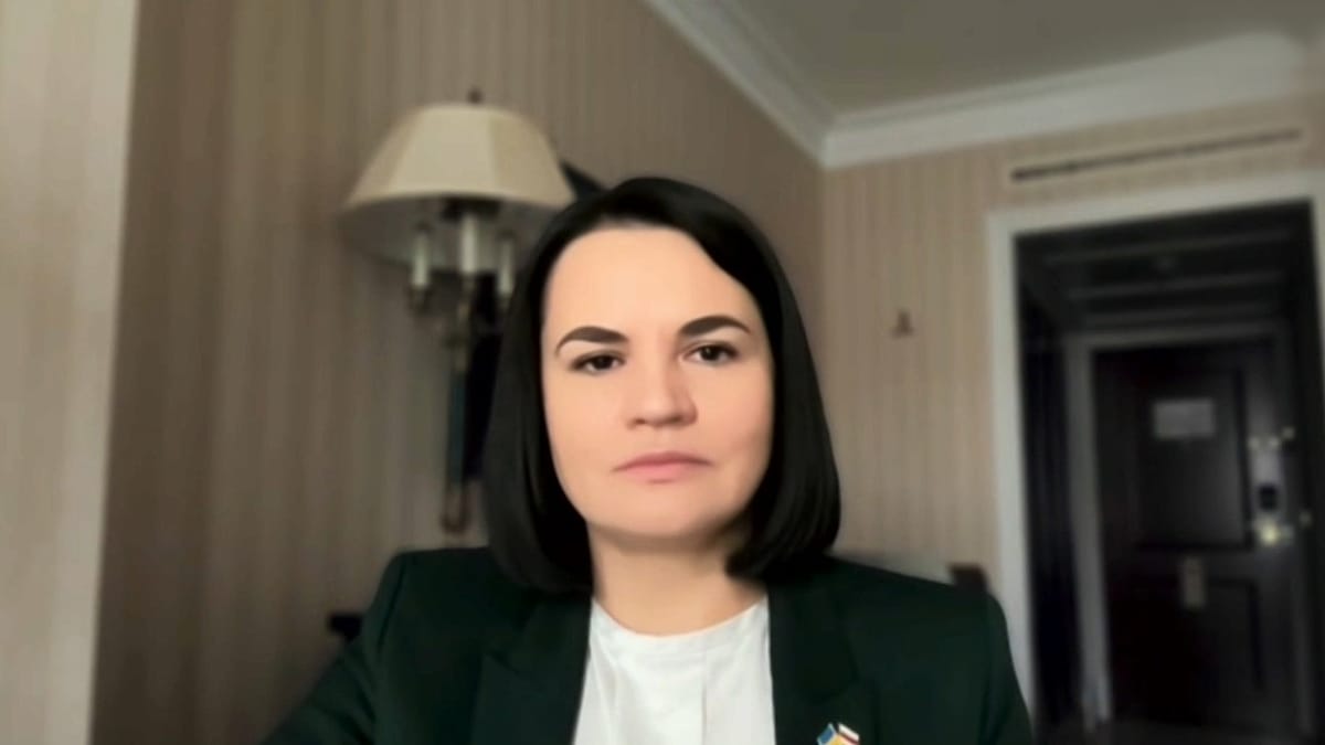 ‘Lukashenka will fulfil all orders of Putin,’ Tsikhanouskaya says