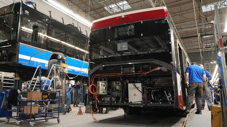 Poland’s hydrogen buses confront high fuel costs, new report claims