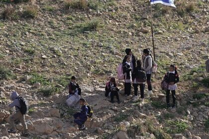 EU approves sanctions on Israeli settlers after Hungarian backing