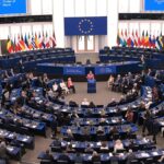 Fact-check: ‘Claqueurs’ not paid to back Merkel at European Parliament