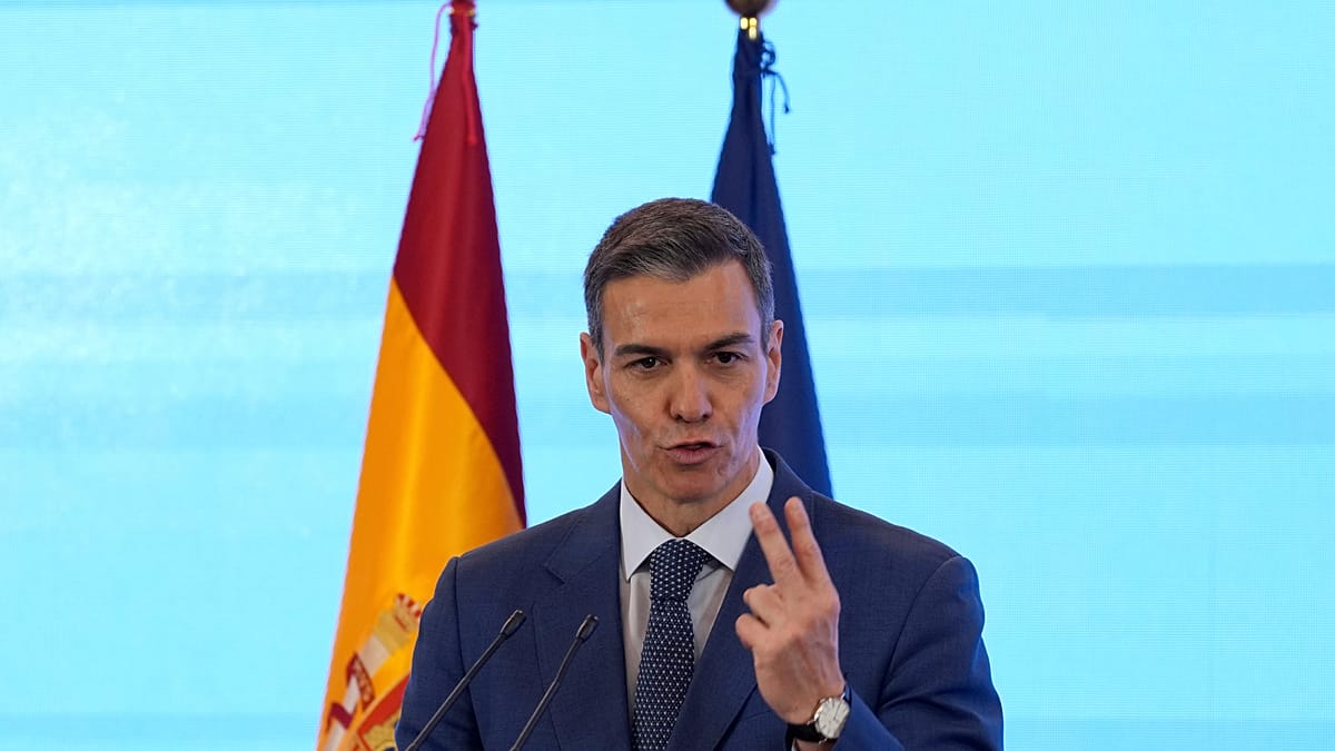 Commission sides with Spain on EU cash for pensions row