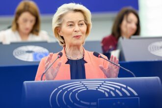 Von der Leyen calls for completing single market in EU parliament addr