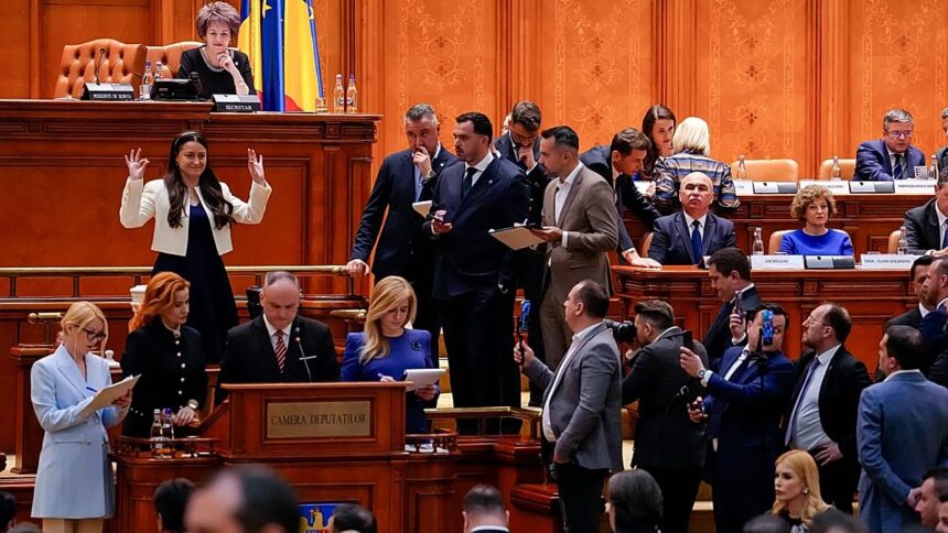 Romania’s pro-EU coalition collapses after PM fails no-confidence vote