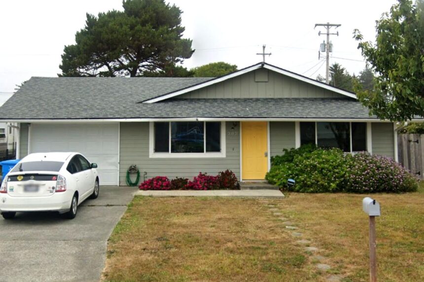 Remote California coastal town where you can still buy a house for 0,000