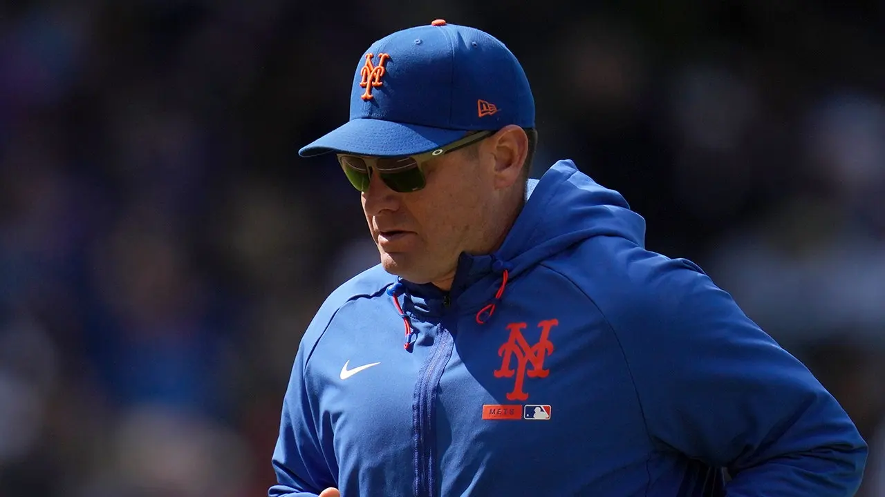 Mets brass stand by manager Carlos Mendoza despite having worst record in MLB