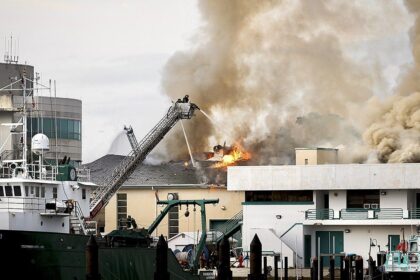 Massive fire destroys University of South Florida laboratory building: ‘Total loss’