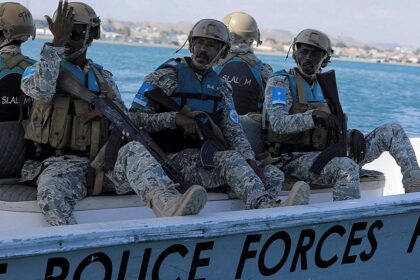 Somali pirate and Houthi alliance targets T oil trade route with revived hijack tactic