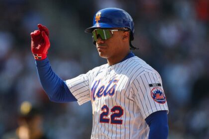 Mets’ Carlos Mendoza lets another controversial call stand after saying team missed challenge in Saturday loss
