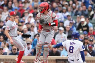 Reds announcers fume at ‘middle school mistake’ vs division rival Cubs as horrid losing streak continues