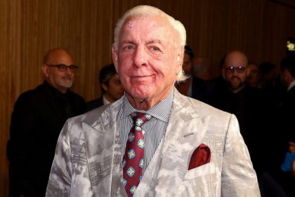 Ric Flair takes another verbal chop at Lakers star over injury absence