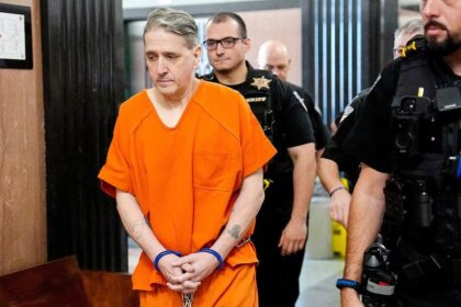 Death row inmate who ate 3 last meals granted bond after Supreme Court overturned his conviction