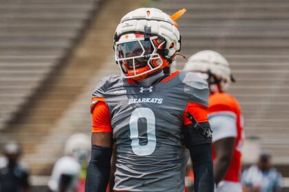 College football player William Davis dead at 22