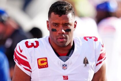Ex-NFL star implores Russell Wilson to hang it up: ‘Do your TV thing’