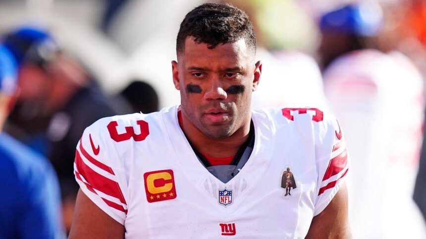 Ex-NFL star implores Russell Wilson to hang it up: ‘Do your TV thing’