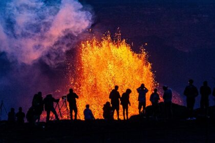 Magnitude 6.0 earthquake rocks Hawaii’s Big Island as Kilauea volcano likely to erupt again in days