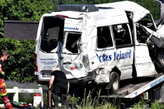 Crash involving speeding train, minibus in Belgium leaves 4 dead including 2 children