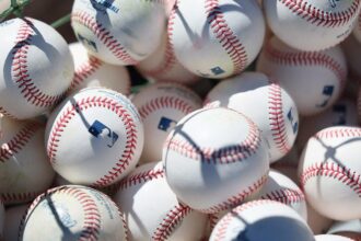 MLBPA opens CBA negotiations with plan to punish low-spending teams and raise luxury-tax threshold to 0M