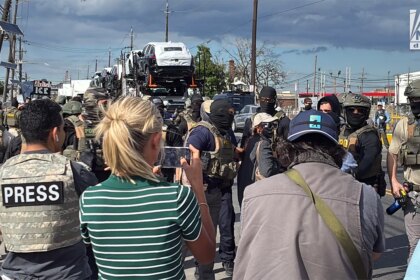 Anti-ICE agitators clash with federal agents outside New Jersey detention center as tensions escalate