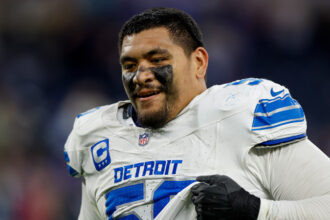 Lions HC Dan Campbell On All-Pro Penei Sewell Changing Spots: He ‘Can Do It All’