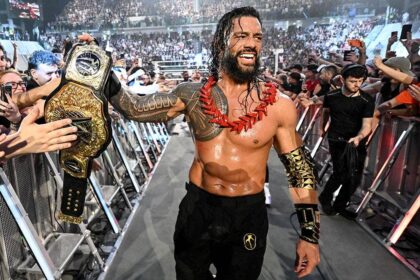 Roman Reigns domesticates Jacob Fatu to retain World Heavyweight Championship at WWE Clash in Italy