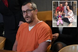 Slain pregnant mom’s torment revealed in heartbreaking texts before killer husband Chris Watts’ attack