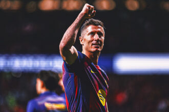 ‘What a Player!’: Man United Legend Urges Robert Lewandowski to Join Red Devils