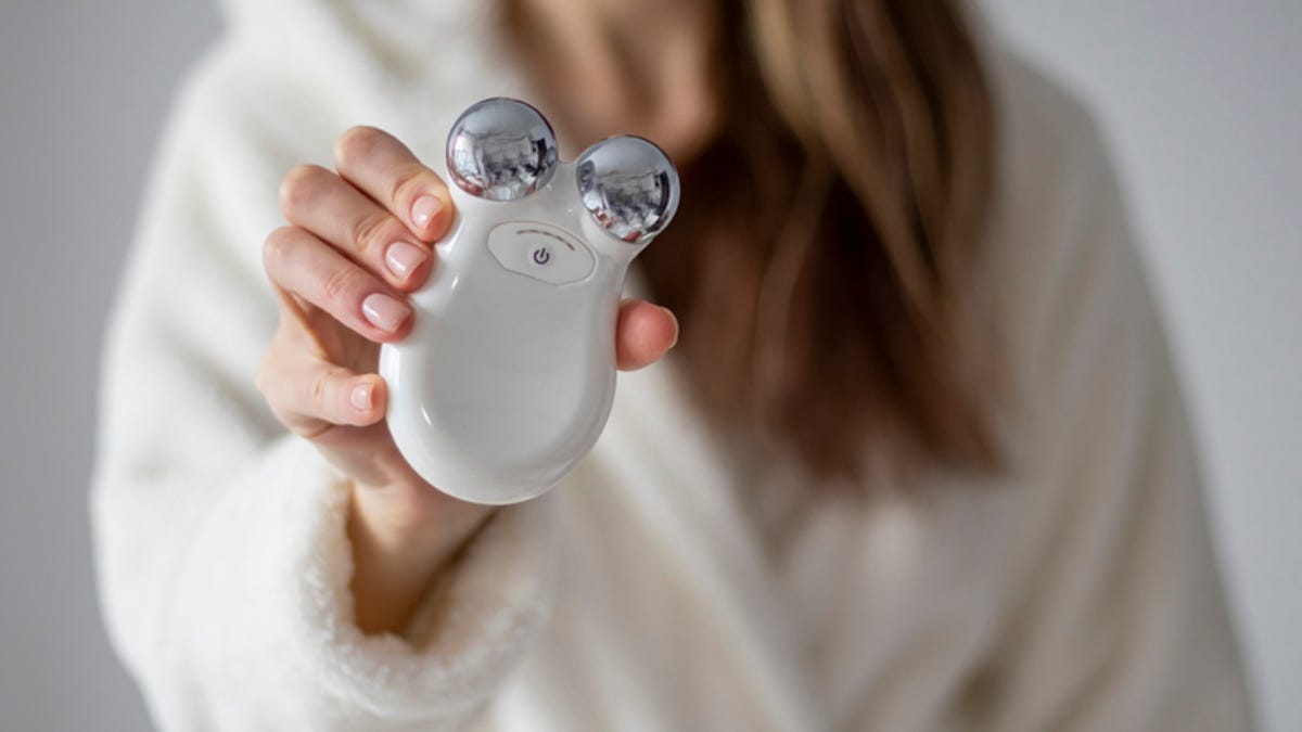 What Dermatologists Think About At-Home Microcurrent Devices