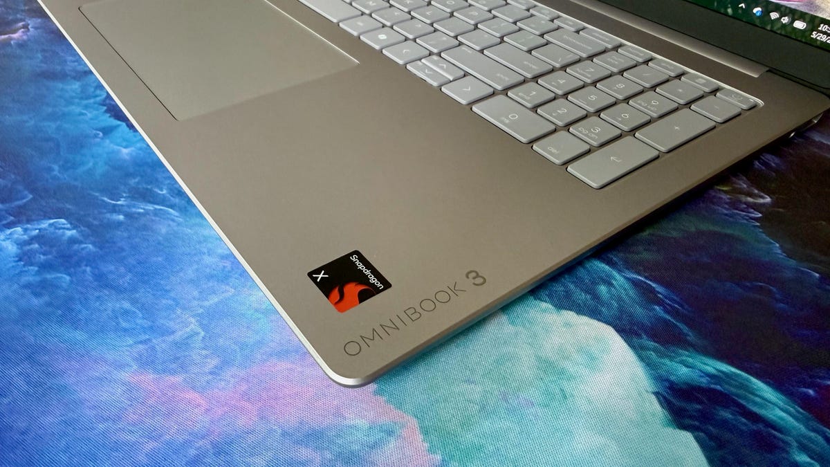 HP OmniBook 3 16 Review: Big-Screen Budget Laptop With Unbeatable Battery Life
