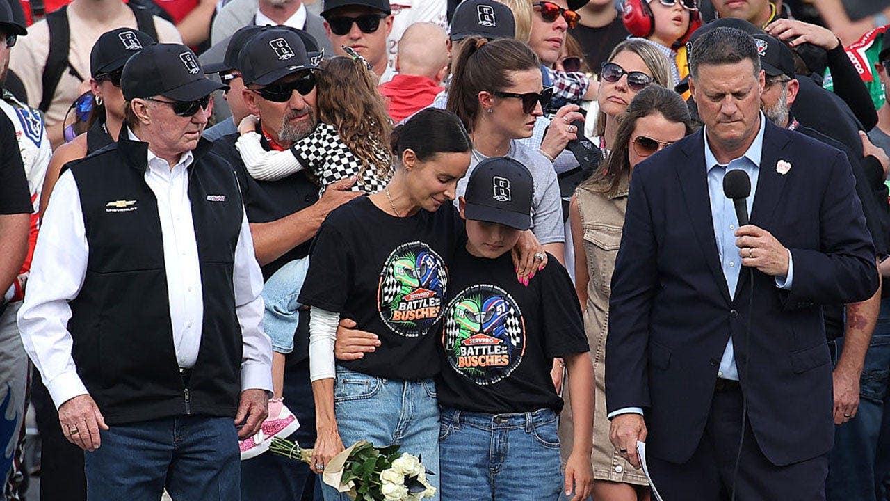 Kyle Busch’s family surrounded by drivers and team owners during heartfelt Coca-Cola 600 ceremony