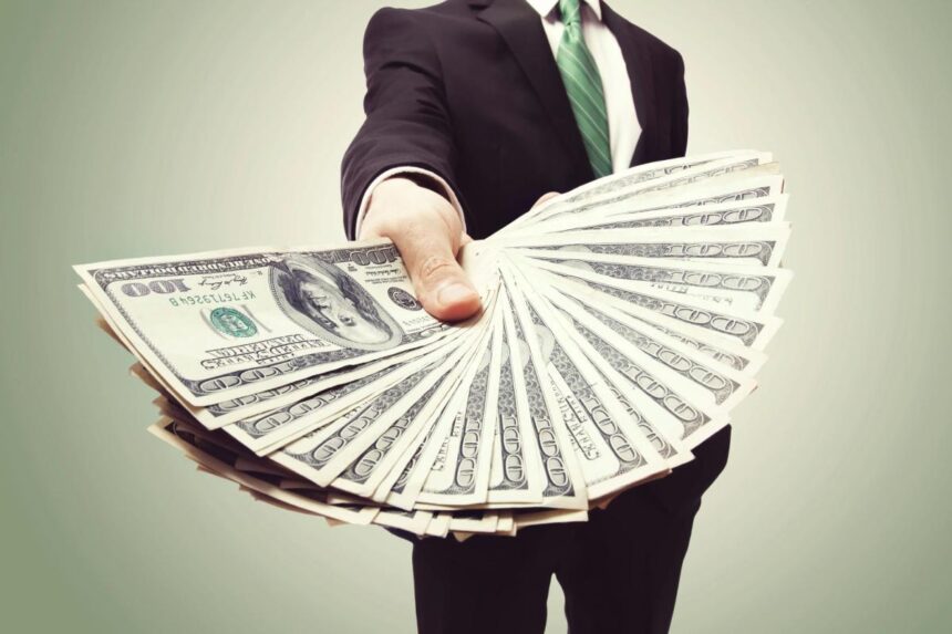 Shocking, out-of-touch habits of the ultra-wealthy, according to people who work for them: ‘Absolutely befuddled’