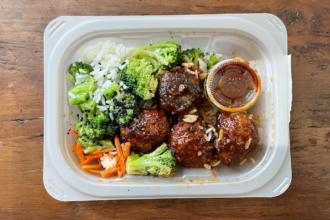 Snap Kitchen Review: This Easy Meal Delivery Service Wants to Handle Dinner