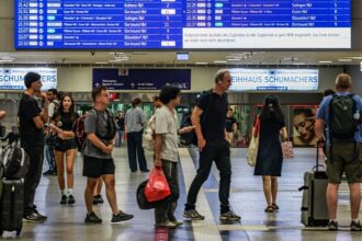German rail network temporary halted due to technical malfunction