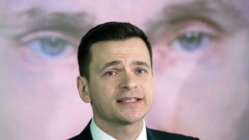Russia’s opposition looks for a leader as new party launches in Berlin