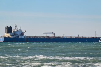 Video. French navy boards suspected Russian “ghost fleet” oil tanker