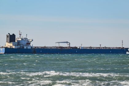 Video. French navy boards suspected Russian “ghost fleet” oil tanker