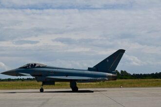 Fighter jets, career advisers, cockpit tours: Bundeswehr at the ILA