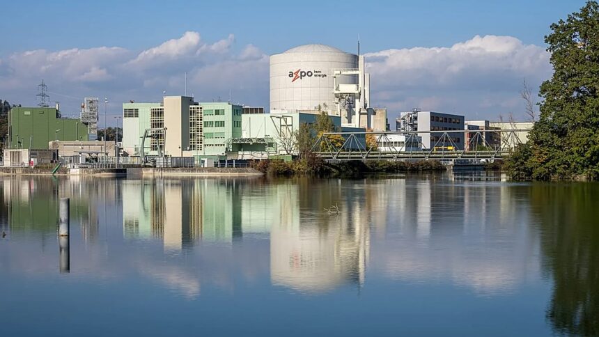Switzerland heading towards referendum on new nuclear power plants