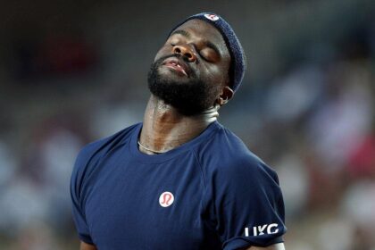 Tiafoe’s heartbreaking French Open collapse ends America’s last hope at Roland Garros