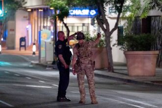 Bakersfield, California bank hostage standoff enters second day without resolution