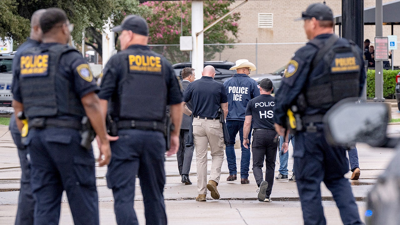 Heroic ICE officers, staff member open up on growing dangers: ‘Am I going to die?’