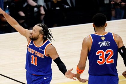 Knicks survive to take 2-0 NBA Finals lead after Jalen Brunson’s clutch shot sinks Spurs