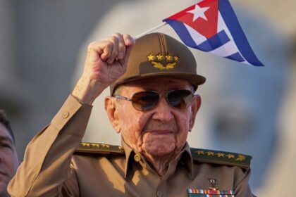 Raúl Castro makes first public appearance since Trump administration charged him with murder