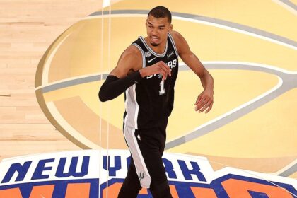 Spurs snap Knicks’ 13-game playoff win streak with Game 3 victory behind Victor Wembanyama’s 32 points
