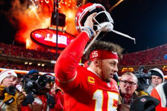 Patrick Mahomes leaps past Dak Prescott as NFL’s highest-paid QB with record Chiefs extension worth 4.75M