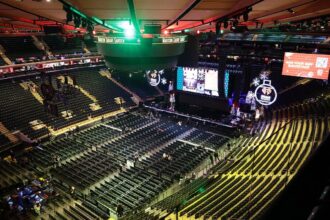 Concertgoer dies after apparent fall from upper level at Madison Square Garden
