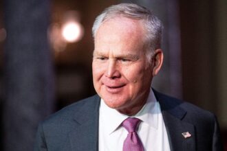 Senate Republican pushes overhaul to cut red tape and speed up American energy projects