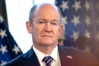 Top Democrat lawmaker suffers minor injuries in Delaware car crash