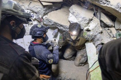 US military touts work to assist in Venezuela following deadly earthquakes